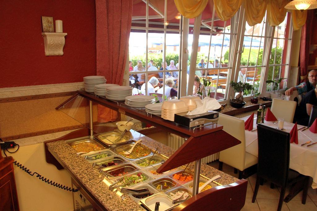 Hotel Taverne Inos Laatzen Kültér fotó